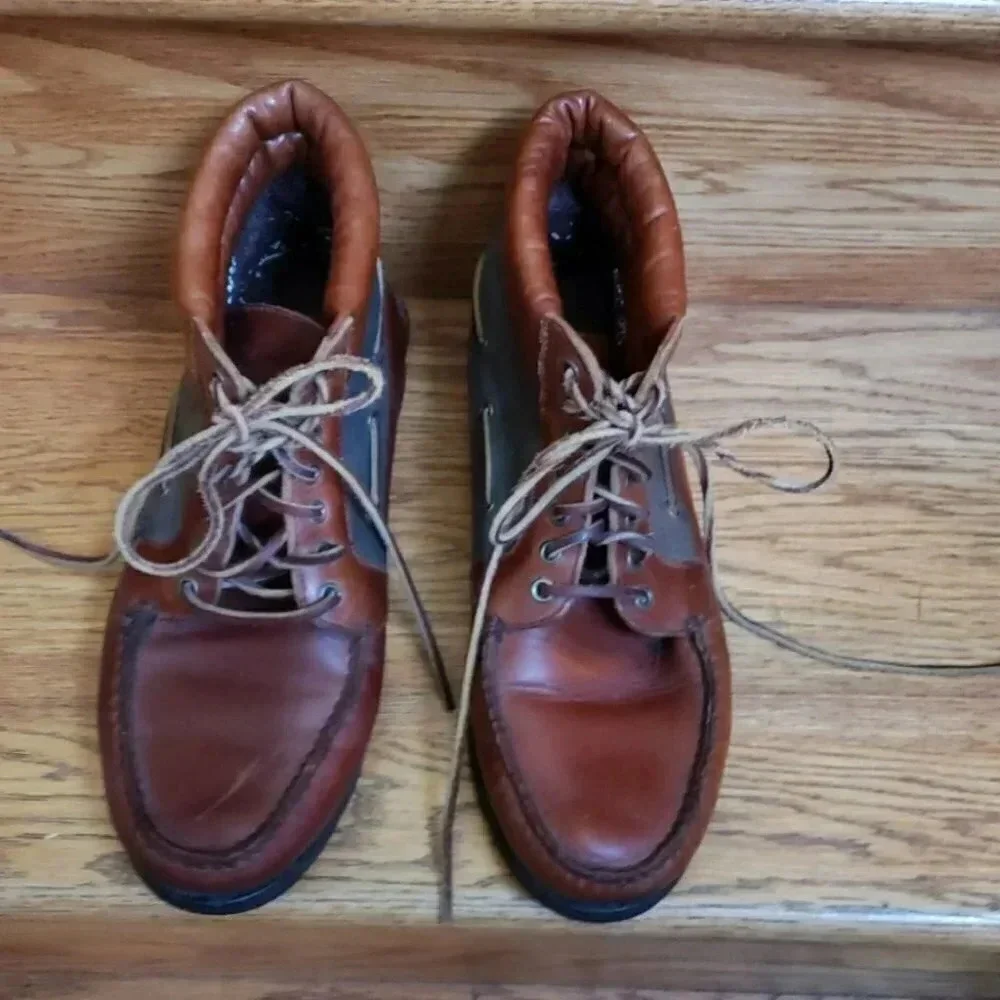 St‎ John's Bay 9M brown/green boots Retro Classic
